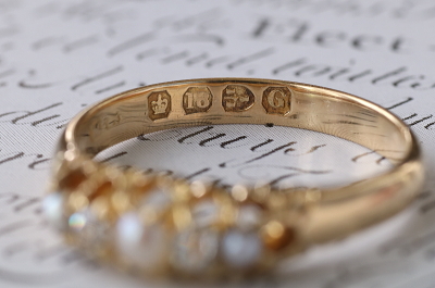 パールアンドオールドマインカットダイヤモンド　ファイブストーンリング　イギリス　アンティークストリュフ