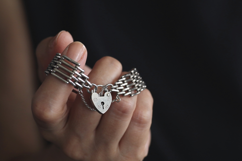 パドロッククラスプ　シルバーブレスレット　birmingham 1971　イギリス アンティークストリュフ