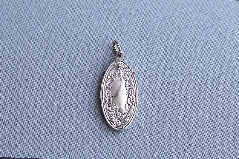 薔薇のシルバーケース　ネイルナイフ　ドイツ　アンティークストリュフ