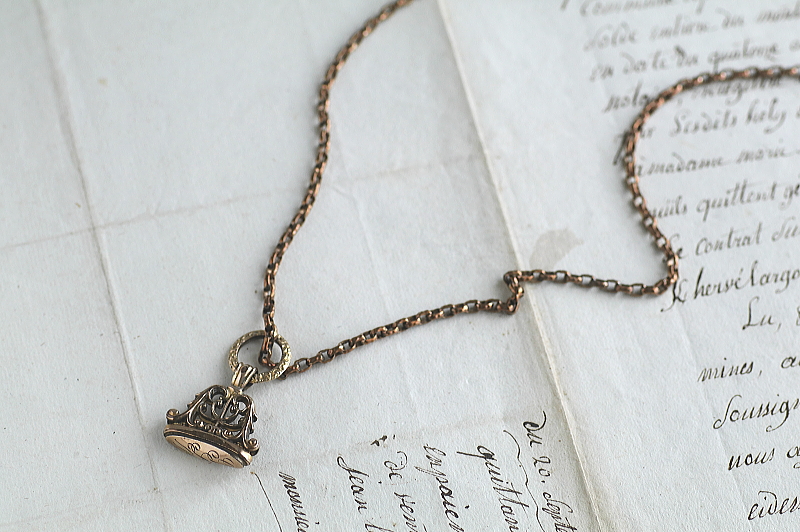 ヴィクトリアンメタルフォブシール　イギリス　アンティークストリュフ 20251217