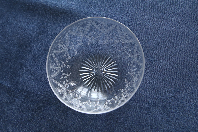 エッチングクリスタルフィンガーボウル　ガラス菓子器　イギリスアンティークストリュフ