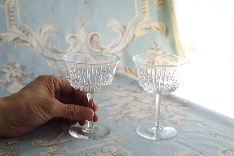 カットクリスタルシャンパングラス　thomas webb イギリス アンティークストリュフ