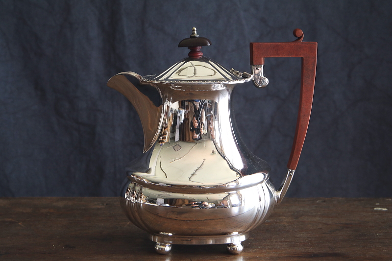 シルバープレートティー4点セット　イギリス　アンティークストリュフ