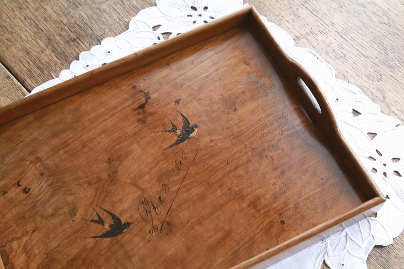 ツバメのオリーブウッドトレイ　フランス　アンティークストリュフ
