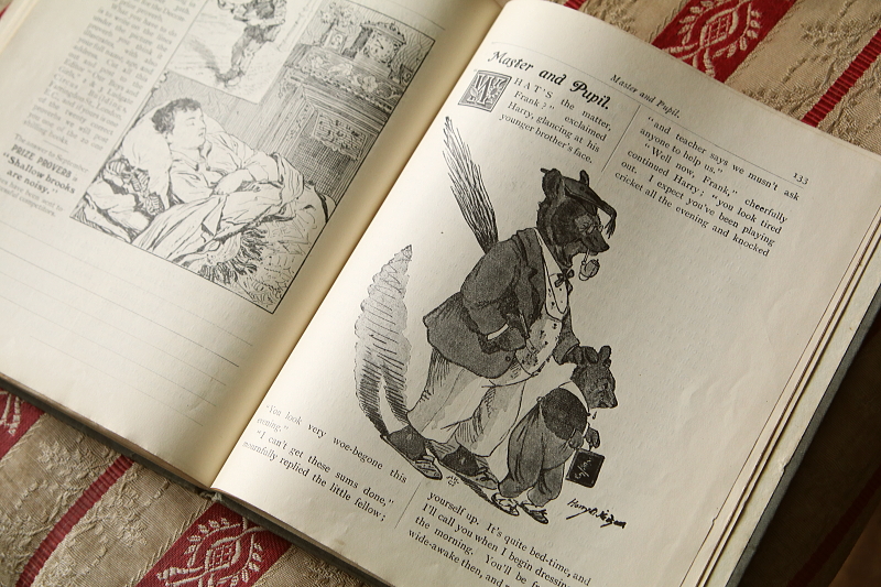 エドワーディアンの児童書　our boys and  girls　イギリス  アンティークストリュフ