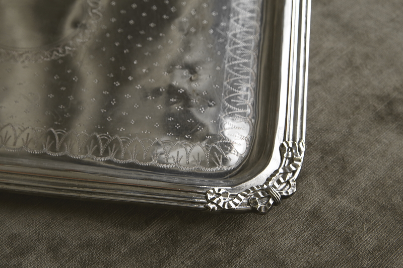 リボンのエングレーヴィングトレイ　フランス アンティークストリュフ