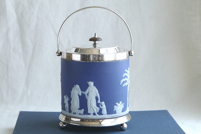 アンティークジャスパー　ビスケットバレル　wedgwood ウエッジウッド　イギリス　アンティークストリュフ