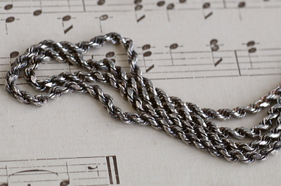 ヴィンテージシルバー　ロープネックレス　アンティークジュエリー　ヴィンテージアクセサリー　イギリス　アンティークストリュフ 20251216