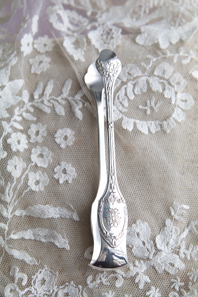 オリーブの小枝のトング　モノグラム　cailar bayard フランス　アンティークストリュフ