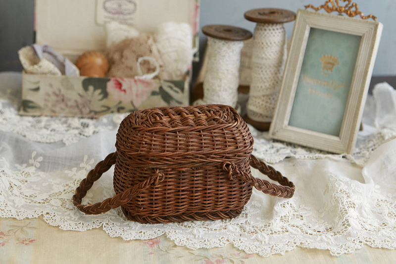 ドールズパニエ　ミニチュアハンパーバスケット　フランス　アンティークストリュフ