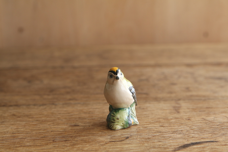 小鳥のフィギュリン　beswick pottery royal doulton  イギリス アンティークストリュフ