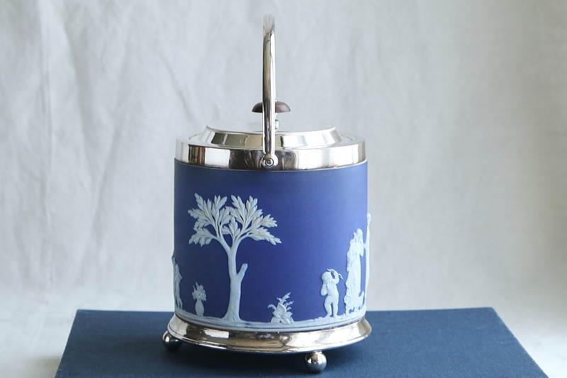 アンティークジャスパー　ビスケットバレル　wedgwood ウエッジウッド　イギリス　アンティークストリュフ