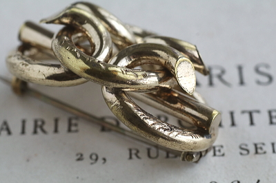 ヴィクトリアンラヴァーズノット　シャトレーン　ブローチ　イギリス　フランス　アンティークストリュフ