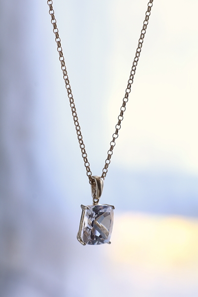 シンセティックスピネル　ゴールドプレートペンダント　ヴィンテージジュエリー　アクセサリー　イギリス　アンティークストリュフ 20251218