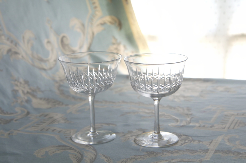 カットクリスタルシャンパングラス　thomas webb イギリス アンティークストリュフ