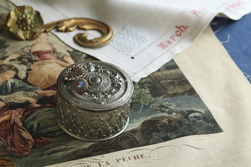 Elastic bands　メタルケース　イギリス　ヴィクトリアン　アンティークストリュフ