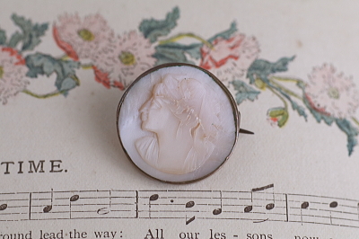 アンティークジュエリー　ヴィンテージアクセサリー　イギリス　フランス　ヨーロッパ　アンティークストリュフ 20251209