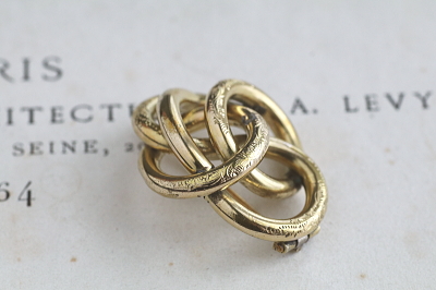 ヴィクトリアンラヴァーズノット　シャトレーン　ブローチ　イギリス　フランス　アンティークストリュフ