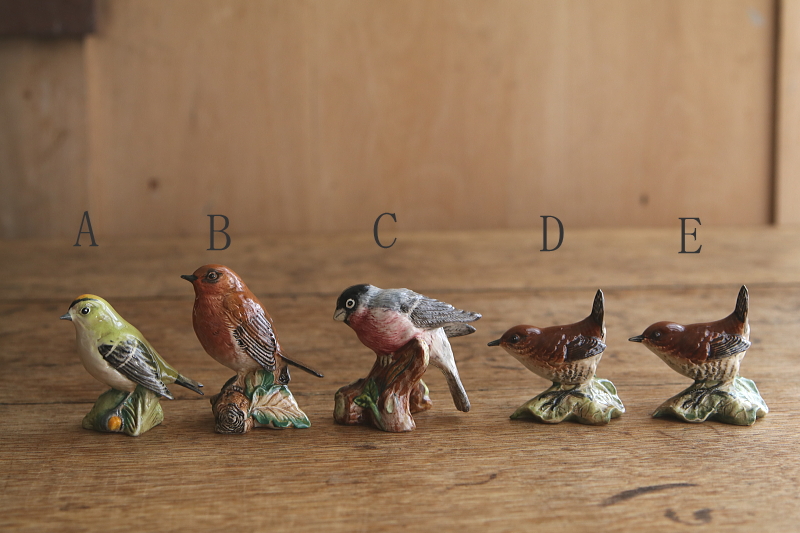 小鳥のフィギュリン　beswick pottery royal doulton  イギリス アンティークストリュフ