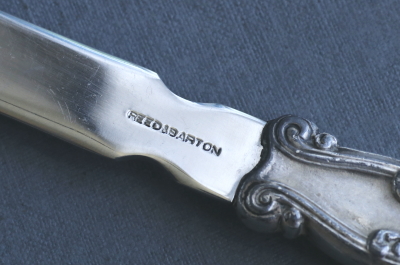 天使のペーパーナイフ　葡萄　reed and barton　アメリカ　アンティークストリュフ