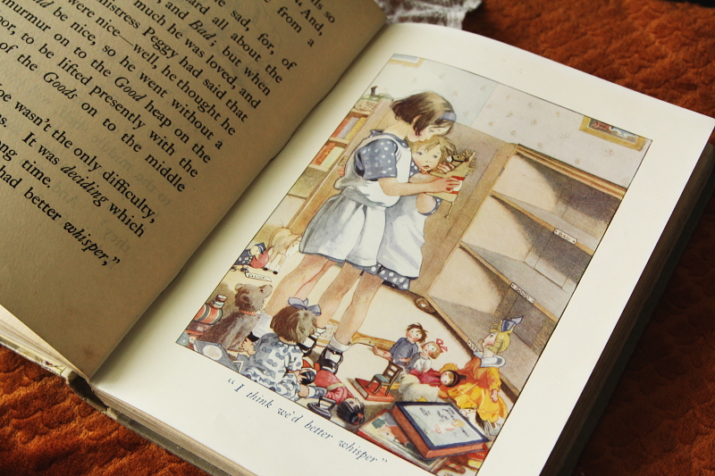 アンティークブック　児童書 peggyandjoan appleton cradoc イギリス　アップルトン