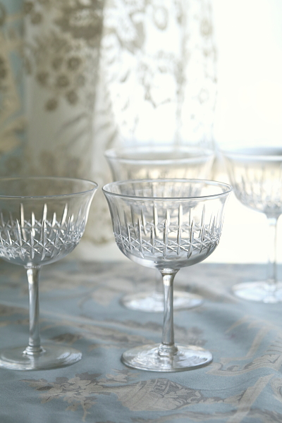 カットクリスタルシャンパングラス　thomas webb イギリス アンティークストリュフ 20251009