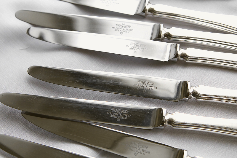 Elkingtonのテーブルフォーク　Mappin & Webbのテーブルナイフ　イギリス アンティークストリュフ
