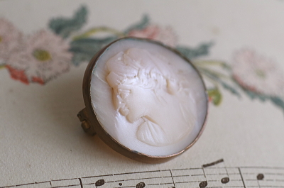 アンティークジュエリー　ヴィンテージアクセサリー　イギリス　フランス　ヨーロッパ　アンティークストリュフ 20251209