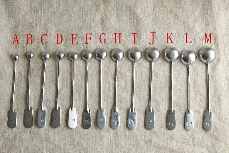 シードメジャースプーン　blake and mackenzie イギリス アンティークストリュフ