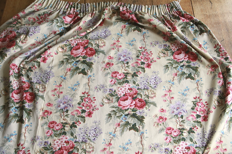 薔薇のヴィンテージカーテン　イギリス　アンティークストリュフ