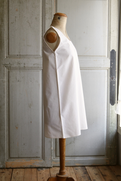 イニシャル刺繍のリネンナイティ　フランス　アンティークストリュフ