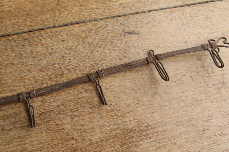 アイアンワイヤー6連フック　フランス アンティークストリュフ