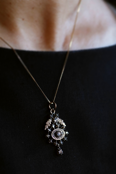 ローズカットダイヤモンド　シルバーゴールドペンダント　イギリス アンティークストリュフ