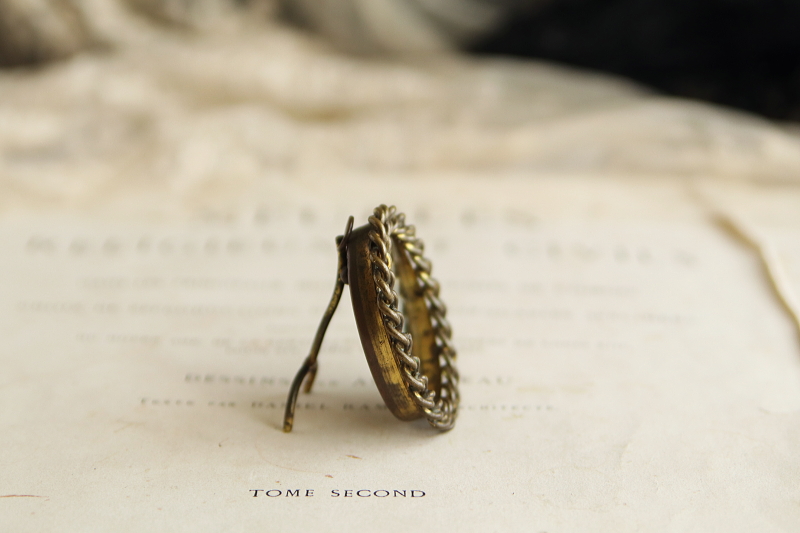 チェーンフレーム　オーバルフォトフレーム　ヴィクトリアン　イギリス アンティークストリュフ