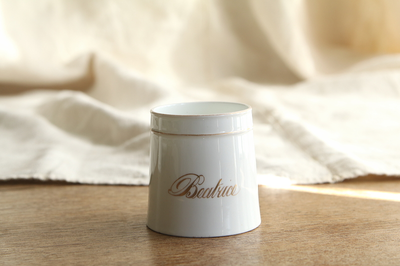 ヴィクトリアンボーンチャイナマグ　イギリス アンティークストリュフ