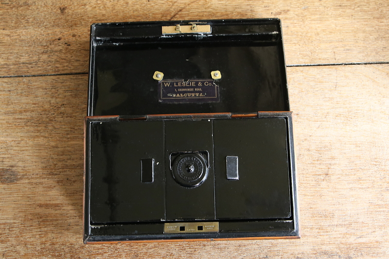 ジャパンドブラックキャッシュボックス　イギリス アンティークストリュフ