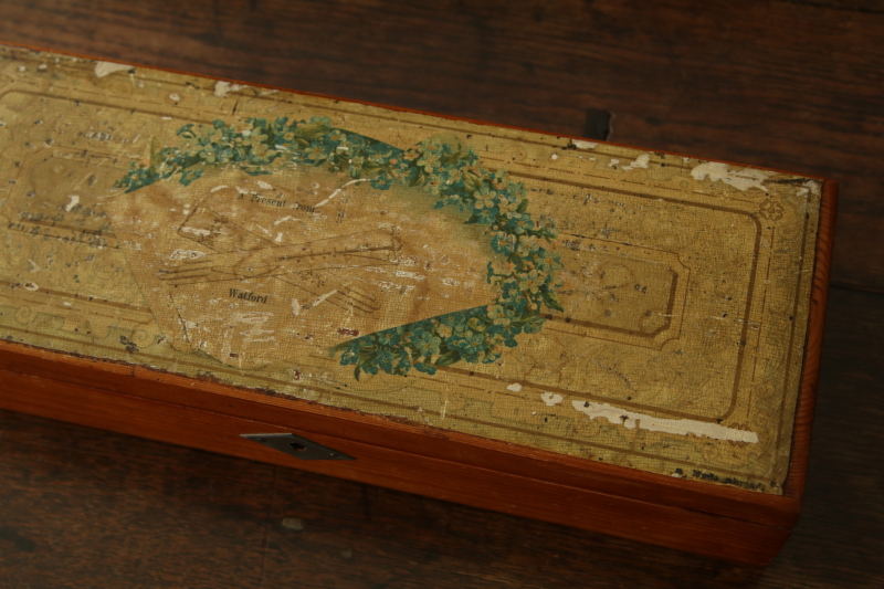 勿忘草の　モシュリンヌボックス　グローブ　イギリス　アンティークストリュフ