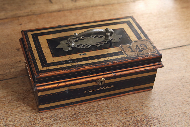 ジャパンドブラックキャッシュボックス　イギリス アンティークストリュフ