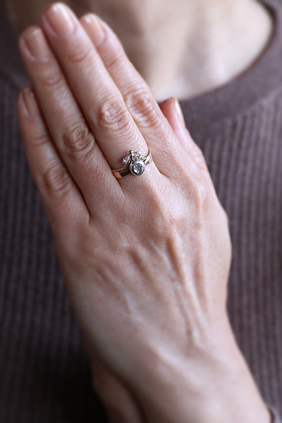 オーバルローズカットダイヤモンドリング　イギリス アンティークストリュフ