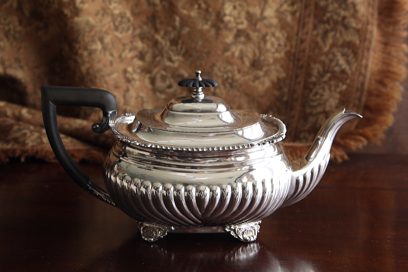 シェルパターン　ティー3点セット　イギリス　アンティークストリュフ