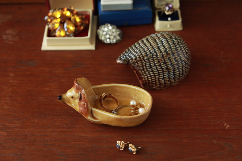 ヘッジホッグの小物入れ　WADE　イギリス　アンティークストリュフ 20250618