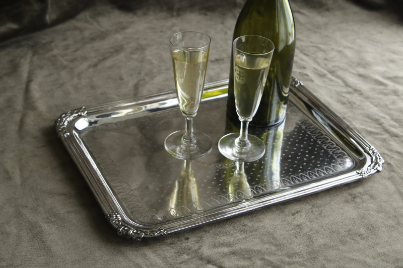 リボンのエングレーヴィングトレイ　フランス アンティークストリュフ