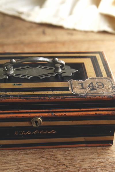 ジャパンドブラックキャッシュボックス　イギリス アンティークストリュフ 20260116