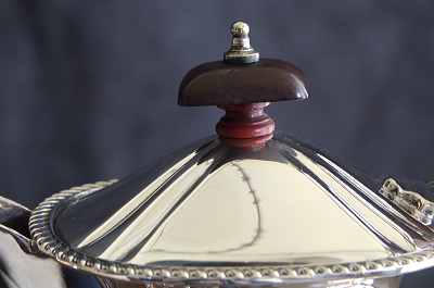 シルバープレートティー4点セット　イギリス　アンティークストリュフ