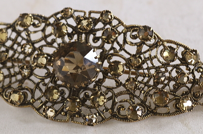 トパーズガラス　フィリグリーブローチ　ヨーロッパ　アンティークストリュフ