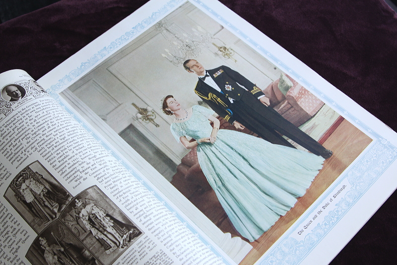 エリザベス2世　戴冠記念号　THE ILLUSTRATED LONDON NEWS　イギリス　アンティークストリュフ