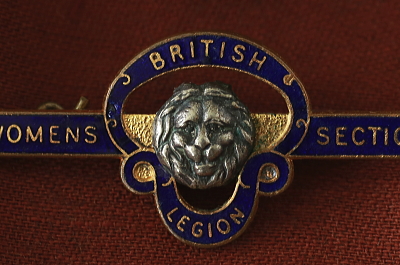 ライオンヘッドのエナメルピンバッジ　royal british legion イギリス　アンティークストリュフ