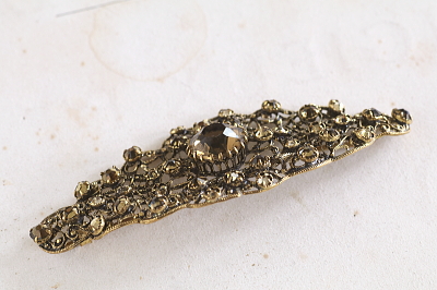 トパーズガラス　フィリグリーブローチ　ヨーロッパ　アンティークストリュフ