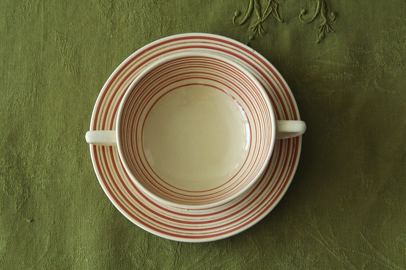 クレヨンライン　スープカップソーサー　ピンク　イギリス　susie cooper アンティークストリュフ