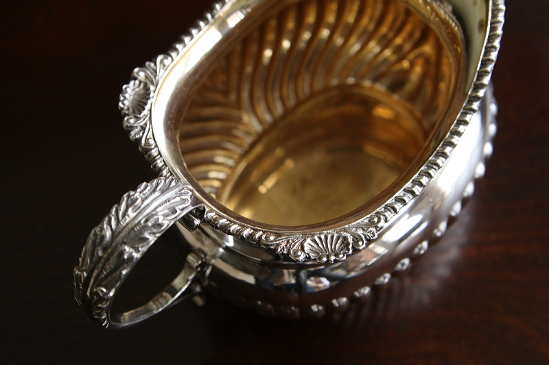 シェルパターン　ティー3点セット　イギリス　アンティークストリュフ